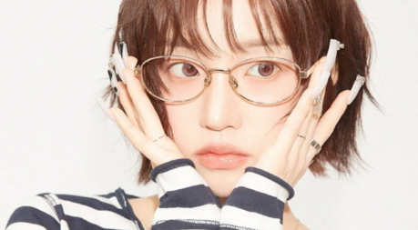 YUQI Builds a China Solo Career Without Leaving the K-pop System